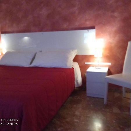 Bed & Breakfast Fontanarossa Airport -Private Parking- Catania Exterior photo
